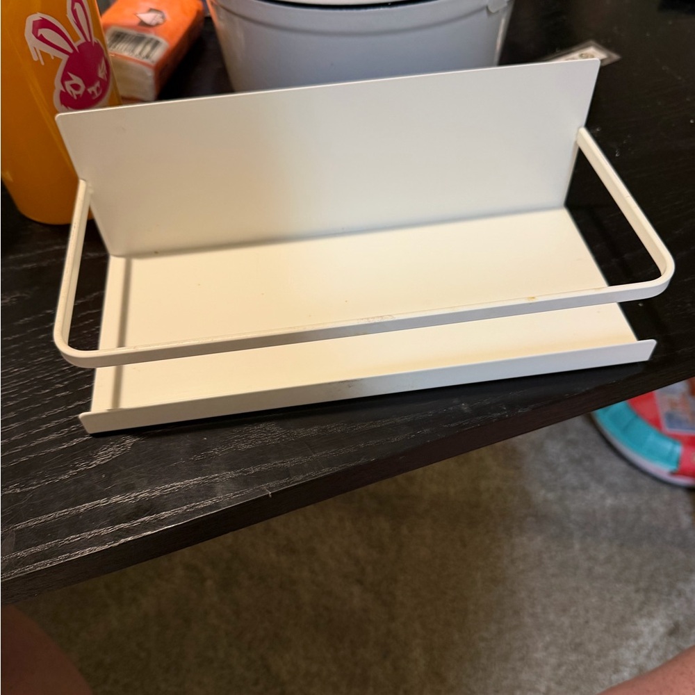 White Metal Magnetic Spice Rack EUC